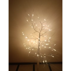 Світлодіодна гірлянда дерево теплий білий 1.5м. 96 led IP44 біле 220V Код.59378